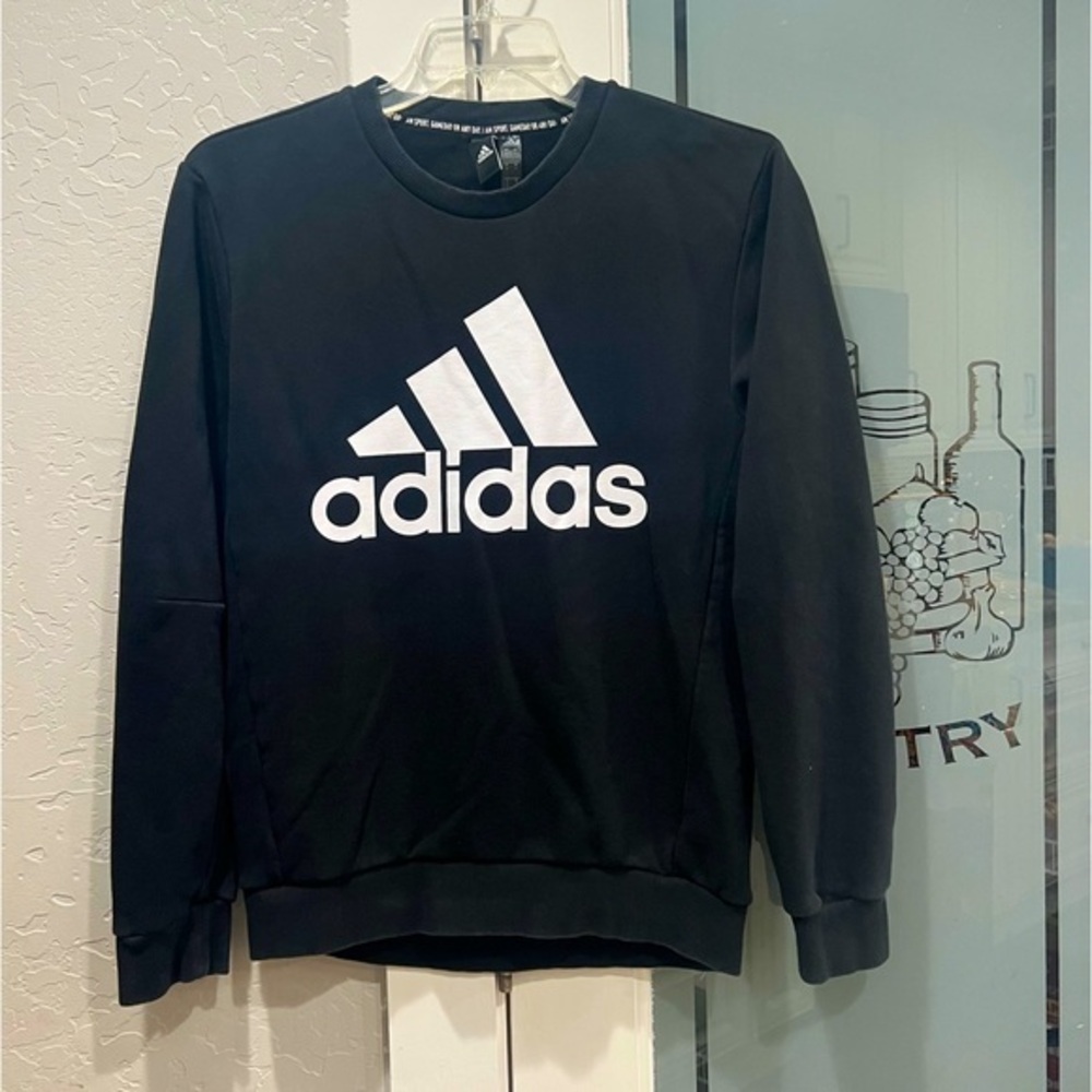 Adidas logo crewneck, black pullover sweatshirt